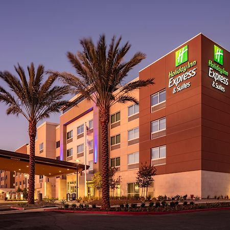 Holiday Inn Express & Suites - Moreno Valley - Riverside By Ihg Exterior photo